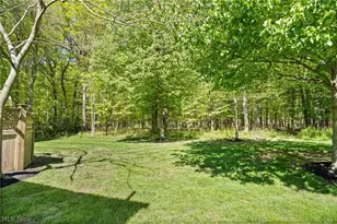 255 Williamsburg Dr, Avon Lake, OH 44012 - Photo 42