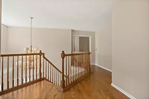 255 Williamsburg Dr, Avon Lake, OH 44012 - Photo 32
