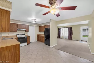 7246 Scottsdale Circle, Mentor, OH 44060 - Photo 2