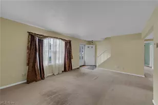 7246 Scottsdale Cir, Mentor, OH 44060 - Photo 6