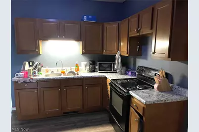 146 W 8th Street, Dover, OH 44622 - Photo 12