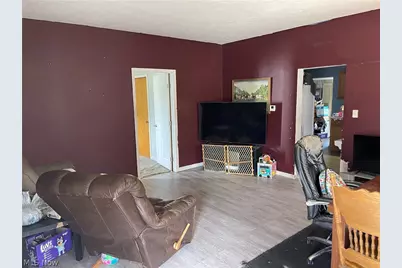 146 W 8th Street, Dover, OH 44622 - Photo 10