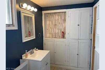 146 W 8th Street, Dover, OH 44622 - Photo 18