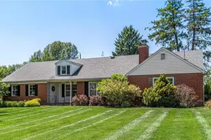 3155 E Highland Dr, Zanesville, OH 43701 - Photo 4