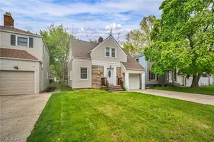 21731 Maydale Ave, Euclid, OH 44123 - Photo 2