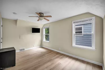 21731 Maydale Avenue, Euclid, OH 44123 - Photo 18