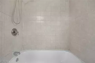 21731 Maydale Ave, Euclid, OH 44123 - Photo 20