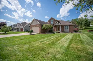 113 Howard Dr, Dover, OH 44622 - Photo 4