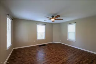 217 E Bergey St, Wadsworth, OH 44281 - Photo 10