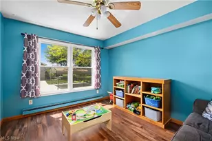 8510 Murray Ridge Rd, Elyria, OH 44035 - Photo 14
