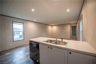 14000 Lincoln St, Minerva, OH 44657 - Photo 8