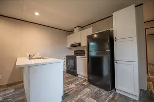 14000 Lincoln St, Minerva, OH 44657 - Photo 10