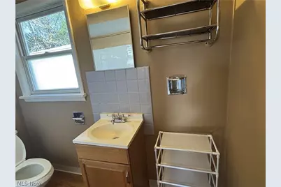 2350 Newton Street, Akron, OH 44305 - Photo 6