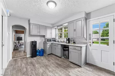 201 N Cleveland Massillon Road, Akron, OH 44333 - Photo 20