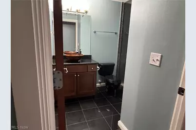 1237 Washington Avenue #811, Loveland, OH 44113 - Photo 24