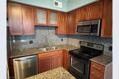 1237 Washington Avenue #811, Loveland, OH 44113 - Photo 12
