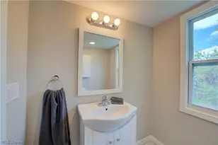 357 Erie Rd, Vermilion, OH 44089 - Photo 24