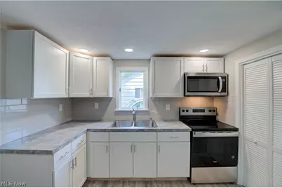 357 Erie Road, Vermilion, OH 44089 - Photo 10