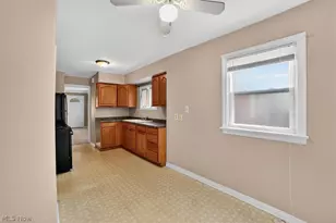 10721 Plymouth Ave, Garfield Heights, OH 44125 - Photo 6