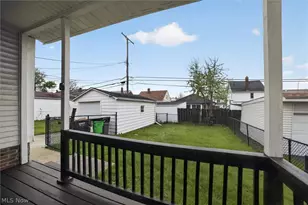 10721 Plymouth Ave, Garfield Heights, OH 44125 - Photo 22