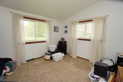 5875 Trumbull Road, Geneva, OH 44041 - Photo 12