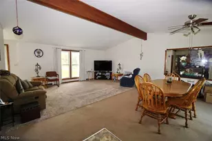 5875 Trumbull Rd, Geneva, OH 44041 - Photo 4