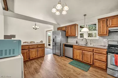 7850 E Linden Lane, Parma, OH 44130 - Photo 10