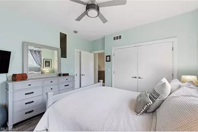 3897 Clinton Avenue, Loveland, OH 44113 - Photo 36