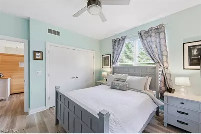 3897 Clinton Avenue, Loveland, OH 44113 - Photo 34