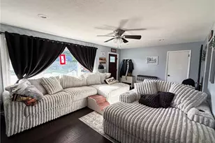 141 Spring St, Gnadenhutten, OH 44629 - Photo 8
