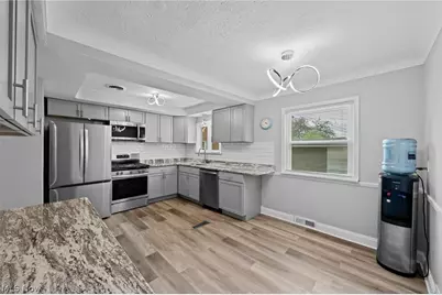 3873 Washington Boulevard, University Heights, OH 44118 - Photo 14