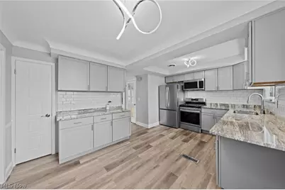 3873 Washington Boulevard, University Heights, OH 44118 - Photo 16