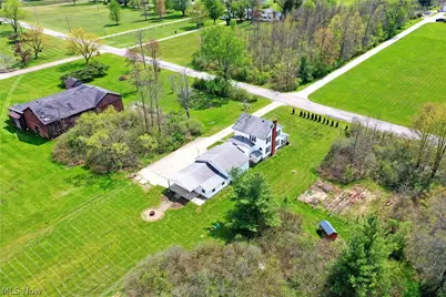 634 Bristol Champion Townline Road NE, Bristolville, OH 44402 - Photo 10