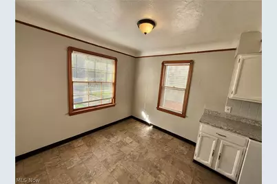 19520 Maple Heights Boulevard, Maple Heights, OH 44137 - Photo 6