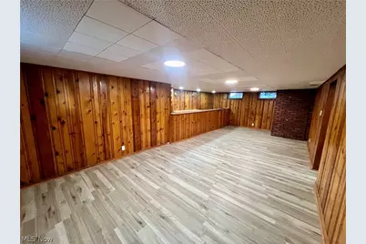 18108 McCracken Road, Maple Heights, OH 44137 - Photo 28