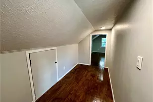 18108 McCracken Rd, Maple Heights, OH 44137 - Photo 22