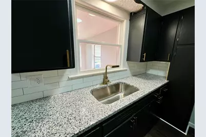 18108 McCracken Road, Maple Heights, OH 44137 - Photo 10