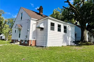 18108 McCracken Rd, Maple Heights, OH 44137 - Photo 36