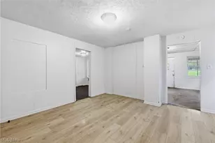 229 E 1st St, Mansfield, OH 44902 - Photo 4