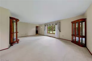 9841 Applewood Dr, North Royalton, OH 44133 - Photo 18