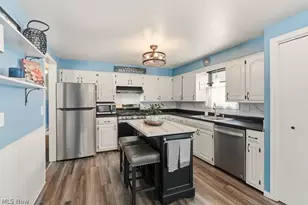 2190 Waterbury Dr, Uniontown, OH 44685 - Photo 20