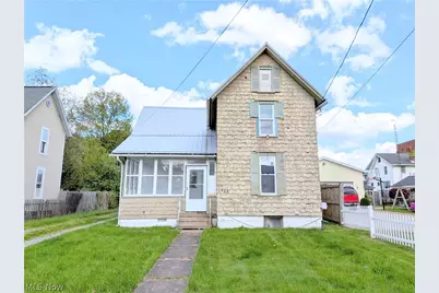 226 Smith Avenue SW, Canton, OH 44706 - Photo 1