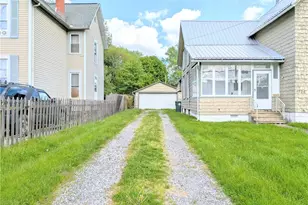 226 Smith Ave SW, Canton, OH 44706 - Photo 4