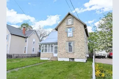 226 Smith Avenue SW, Canton, OH 44706 - Photo 2