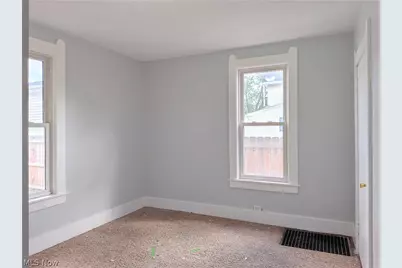 226 Smith Avenue SW, Canton, OH 44706 - Photo 12