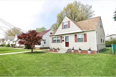 21001 Wilmore Avenue, Euclid, OH 44123 - Photo 4