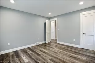 21001 Wilmore Ave, Euclid, OH 44123 - Photo 20