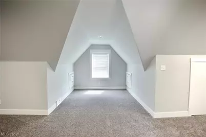 21001 Wilmore Avenue, Euclid, OH 44123 - Photo 24