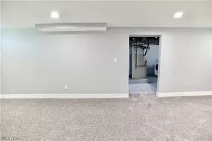 21001 Wilmore Ave, Euclid, OH 44123 - Photo 34