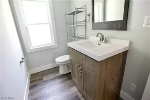 21001 Wilmore Ave, Euclid, OH 44123 - Photo 26